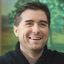 EXCLUSIVE INTERVIEW: Michael Patrick Thornton On Dr. Fife's Return And The  St. Paddy's Day That Changed His Life