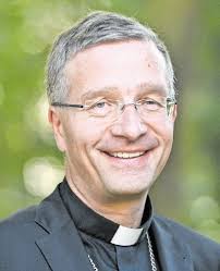 Ungewohnte Stille auf dem Petersplatz