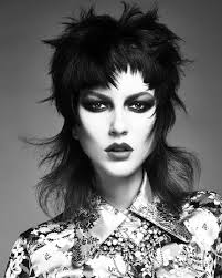 Black and White by Marc Antoni » EsteticaMagazine.com