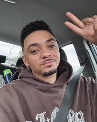 Just flew back to The Bay to finish up this album for you guys. Never  battled with so much doubt or attack before but I know the attacks only  come because the