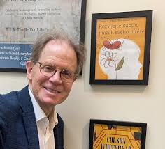 Dr. Dan Siegel