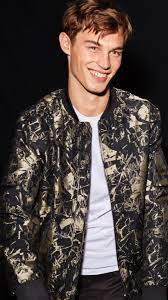 Dance The Night Away In Sharp Suits And Lavish Party Pieces H M For Men Party Outfit Men Mens Outfits House Party Outfit
