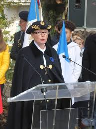 Vous trouvez ça normal ? La Prefete Catherine Sarlandie De La Robertie Quitte L Aveyron Pour L Ain Aveyron Rodez Le Petit Journal