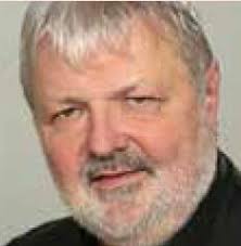 Direct electron and X-ray detection with pixelated detectors