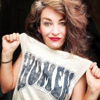 Kitty Lindsay's Instagram, Twitter & Facebook