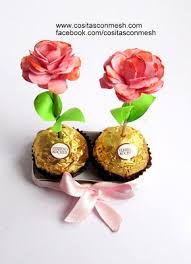 Manualidades Como Hacer Regalos Para El Dia De La Madre Rosas Cartulina Regalo Para Dia Madre Mom Day Manualidades Diy Food