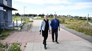 Finland stod starkt upp i första halvlek, för att i andra halvlek bli totalt överkörda. Far Resa Over Gransen Oro For Grannsamjan Svd