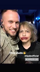 Ron Dechant's Instagram, Twitter & Facebook