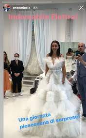 Abito elettra lamborghini matrimonio dove lo ha comprato. Elettra Lamborghini Si Sposa E La Scelta Dell Abito Avviene A Napoli