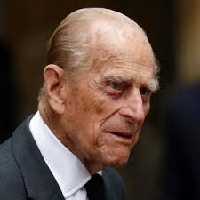 El esposo de la reina isabel ii de inglaterra, el príncipe felipe murió a los 99 años. Cuqotzdpw8gp8m