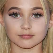 Travis barker's daughter, 15, outed mom shanna moakler's dms on kim kardashian affair. Alabama Barker S Makeup Photos Products Steal Her Style