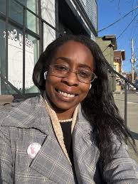 Carolyn McLaughlin (@Carolyn4Albany)