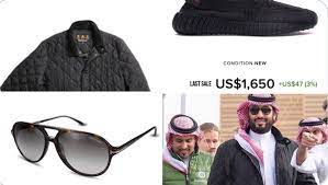 وفي العام التالي، قُتل الصحافي السعودي جمال خاشقجي على أيدي عملاء يعملون لحساب محمد بن سلمان، وقد شكلت ردات الفعل العالمية العنيفة على جريمة القتل تهديداً لولي العهد. Ø¬Ø§ÙƒÙŠØª ÙˆÙ„ÙŠ Ø¹Ù‡Ø¯ Ø§Ù„Ø³Ø¹ÙˆØ¯ÙŠØ© Ù…Ø­Ù…Ø¯ Ø¨Ù† Ø³Ù„Ù…Ø§Ù† ÙŠØ«ÙŠØ± Ø¬Ø¯Ù„Ø§ ÙˆÙŠØªØµØ¯Ø± ØªØ±Ù†Ø¯ ÙˆØ§Ù„ÙƒÙ…ÙŠØ© ØªÙ†ÙØ° Ù…Ù† Ø§Ù„Ù…ØªØ§Ø¬Ø± Ø´Ø§Ù‡Ø¯ Ø§Ù„Ø³Ø¹Ø± Ø´Ø§Ø´ÙˆÙ Shashof