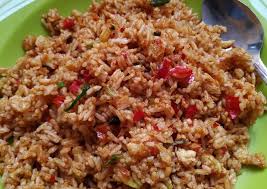 Pada kesempatan kali ini kita akan membahas mengenai nasi goreng, terkhusus pada berbagai macam resep nasi goreng kampung. Resep Nasi Goreng Telur Sederhana Anti Gagal