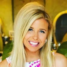 Ashley Delisle's Instagram, Twitter & Facebook