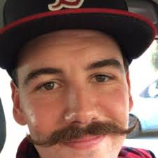 Barry Noe ist Kandidat für die Wahl zum Mr. Movember der Eishockey NEWS. 🧔  Die Abstimmung geht noch bis Donnerstag, den 6. Dezember um 12 Uhr. 😎  www.eishockeynews.de/aktuell/artikel/2018/12/05/eishockey-news-sucht-den-mr-movember-2018.html