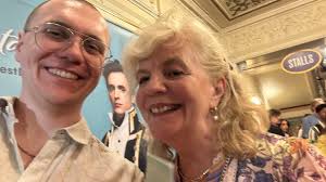 How Improv improves Leaders and Teams