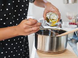 Flaxseed oil is nutritious, although not. 6 Benefits Of Flaxseed Oil Plus How To Use It