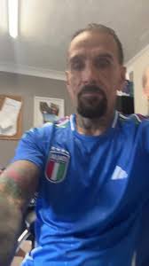 No matter what you can’t beat love. happy weekend to everyone from me and  my keisha mou 😎🙏💙❤️😊