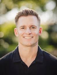 Kyle Ernst's Instagram, Twitter & Facebook