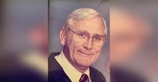 Marianne Henson's Instagram, Twitter & Facebook