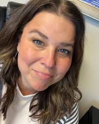 Carolin Mann's Instagram, Twitter & Facebook