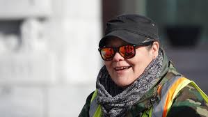 Record de surdoses mortelles : est-il temps de fournir des drogues moins  toxiques?