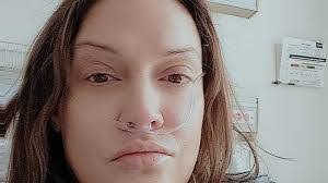 Mindy Starr's Instagram, Twitter & Facebook