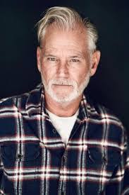 Paula Louden's Instagram, Twitter & Facebook