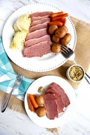 Cut cabbage in 8 pieces. Pressure Cooker Corned Beef And Cabbage Lemon Blossoms