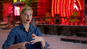 Maybe you would like to learn more about one of these? Guardians Of The Galaxy Vol 2 Elizabeth Debicki Ayesha Behind The Scenes Movie Interview Youtube