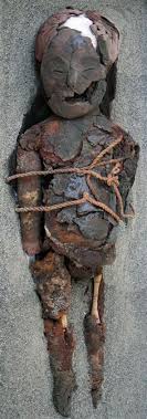 En la cultura chinchorro hubo momias negras, rojas y vendadas. 23 Ideas De Momias Chinchorro Momias Chinchorro Cultura Chinchorro La Momia