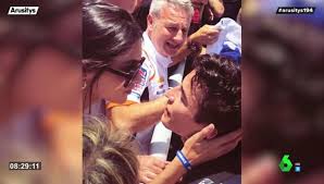 Las cosas pasan cuando menos te lo esperas y si no que se lo digan a lucía rivera. Lucia Rivera Y Marc Marquez Muestran Su Amor Por Primera Vez En Publico Con Esta Tierna Imagen