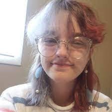 Annette Hoeft's Instagram, Twitter & Facebook