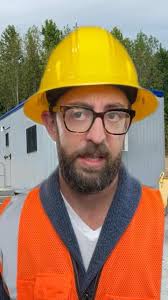 i really have to find a new job... . . . . #reels #explore #construction  #osha #fails #funny #explorepage #react #relatable