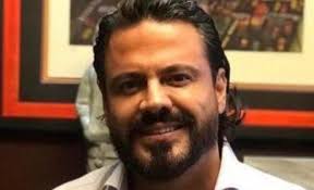 El político mexicano y exmilitante del partido revolucionario. Cdbinqeodpbqfm