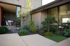 Everyone wants to be surround of comfortable and cozy space, which reflects our essence. 28 Japanese Garden Design Ideas To Style Up Your Backyard
