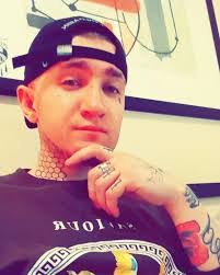 Blake Elsberry's Instagram, Twitter & Facebook