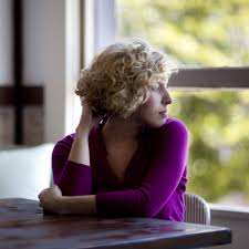 Erin Napier Artist And Designer Haircut Types Work Hairstyles Pretty Hairstyles