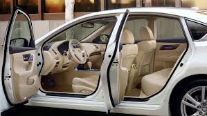 Discover The 2015 Nissan Altima From All Angles Altima Nissan Altima Car Dealership
