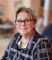 Peggy Thrift's Instagram, Facebook & TikTok