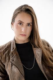 April Taft's Instagram, Twitter & Facebook