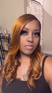 Create professional photo with arms folded?