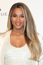Ciara's Hairstyles & Hair Colors