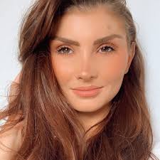 Busy couple of days in the studio with some of our actors creating new  vocal reels, they all did brilliantly and we had loads of fun creating them  and working