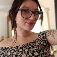 Mariah Riggs's Instagram, Twitter & Facebook