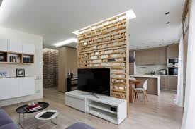 Salon 21 Coins Tv A Amenager Sans Plus Attendre Meuble Tv En Coin Amenagement Salon Cuisine Ouverte Sur Salon