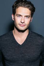 Hollywood Is Like High School with Money" The Favor (TV Episode 2010)