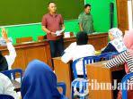 Maybe you would like to learn more about one of these? Terkendala Sdm 500 Lowongan Kerja Di Perusahaan Magetan Tak Terisi Tribun Jatim