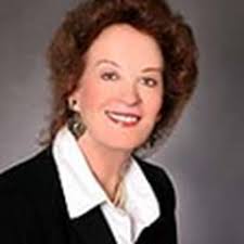 Elizabeth Arp's Instagram, Twitter & Facebook